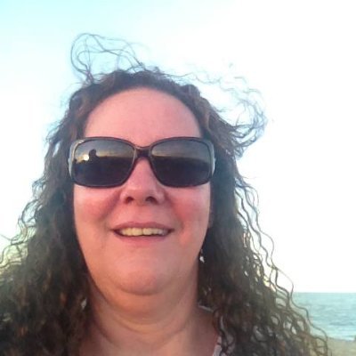 NeusaBarbosaaa's profile picture. 