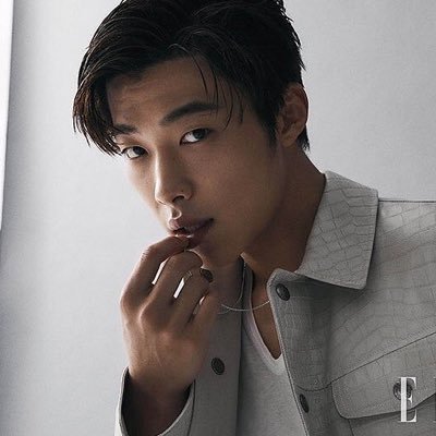 woodohwanloops's profile picture. loops and videos of actor & egg lover woo do hwan🍳
