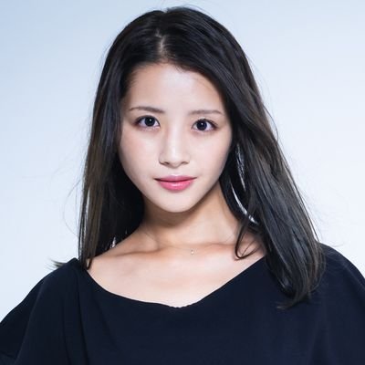 綺咲愛里（きさきあいり）の公式X。 元宝塚歌劇団星組トップ娘役。 スタッフが近況や出演についてなど最新情報をお届け。 本人も時々つぶやきます。 Instagram▶︎https://t.co/vJLyJ7B9ic お仕事のご依頼、お手紙等の送り先は下記ワンダーヴィレッジHPよりご確認ください。