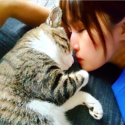 本名→文乃(ayano)

本職→介護福祉士

保護猫４匹いましたが1匹追加(笑)
(トラ、ムギ、チョコ、ウニ、ゴマ)
アイコンは行方不明になってしまったダイズ君です。
猫の動画あり

ポケモン
湘南乃風
globe
写真撮影
音楽が好き
カラオケ

モデルと和太鼓してました✨