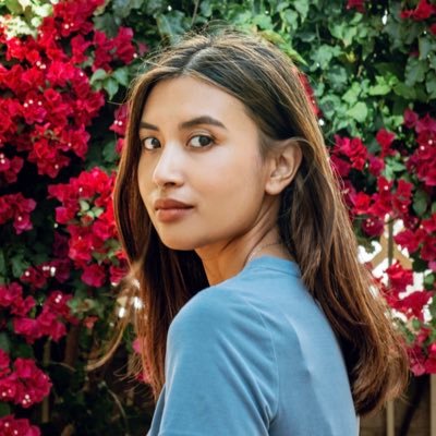 rachael_uriarte's profile picture. british writer, communications director, conservationist + mum • child of the commonwealth 🖖🏼 live long + prosper