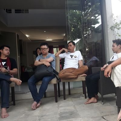 muharbi95's profile picture. 