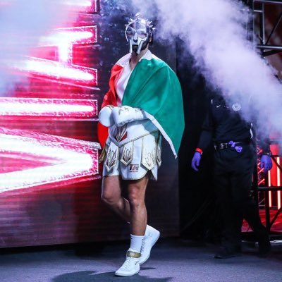 Italy's #1 professional heavyweight boxer 10-0 (9KO’s) signed to @trboxing ⚔️The Gladiator