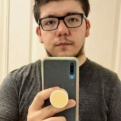 Me gustan los libros, el cine, y los chistes malos.