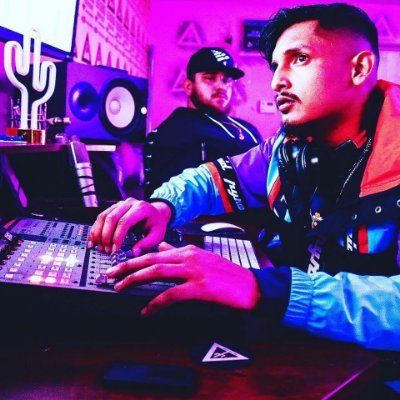 Dewzydoesit's profile picture. "The Coldest In The Desert"