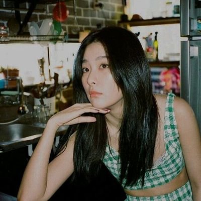 ˋ🥀 PARODY / 1994⁀➷𝐀 𝐩𝐬𝐲𝐜𝐡𝐨 of ℜ𝔢𝔡𝔳𝔢𝔩𝔳𝔢𝔱 with beautiful narrow eyes and who dazzling glare, this is Seulgi dé Kang 「#슬기」