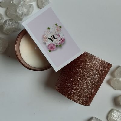 nz_viva's profile picture. Handmade soy or coconut wax fragrance candles.