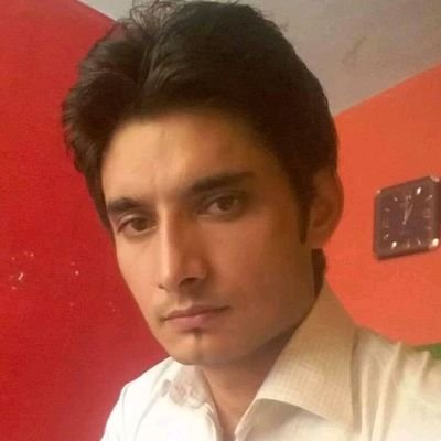 MumtazH36914960's profile picture. student