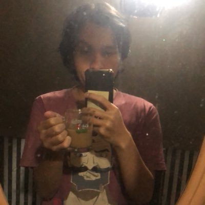 sedang menjadi awam