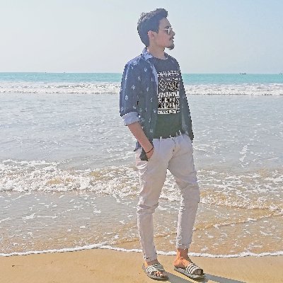 zain28324760's profile picture. Be Your Self :)