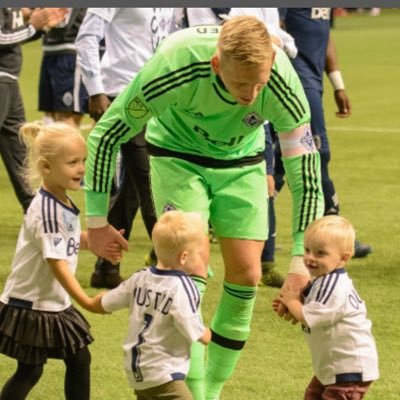 Goalkeeper. Hammarby IF. Bajen. Proud father. Always looking for new adventures. Love travelling seeing the world.