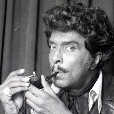 UglyAmericanTV's profile picture. 