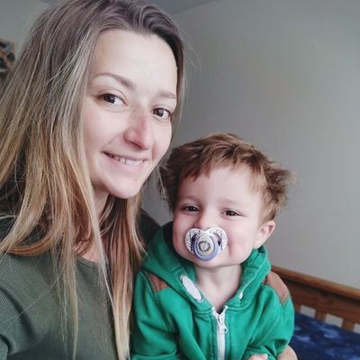 E_Eastgate's profile picture. Momma•Gamer•Rocker•Space Nerd