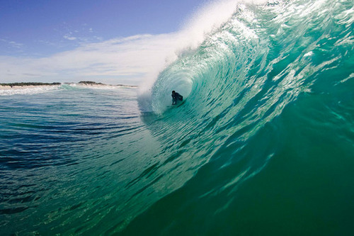 Razorwouldgo's profile picture. Life is about waves.... ocean waves, sound waves, waves, waves, waves...