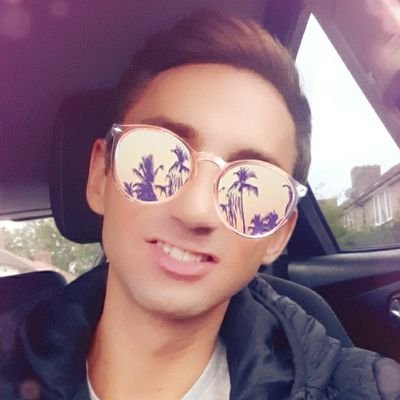 itsbillzj's profile picture. Not all Essex people are the same 😇