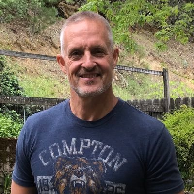 I'm a high school P.E. teacher of 25 years always looking for new and fresh ideas to help me become a better teacher.