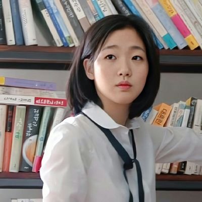 I'm a good for nothing piece of shit who doesn't know how to edit stuffs so I'm here to retweet everything about go eun na lang.