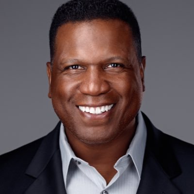 Retired NFL (13th pick). CU athletic HOF, SNSHOF and MVP of CU 90 championship team. Football analyst for the NCAA and the NFL. @FBContestShow podcast cohost.
