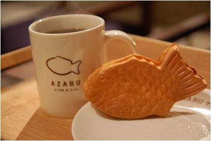 아자부 강남역cgv점..명품붕어빵카페입니다. VJ특공대에 소개되었던 일본도미빵카페에서 여러분의 간식과 휴식공간을 제공합니다..카페분위기와 붕어빵, 팥빙수등 커피가 너무 좋은데..설명할 방법이없네요..ㅎㅎㅎ