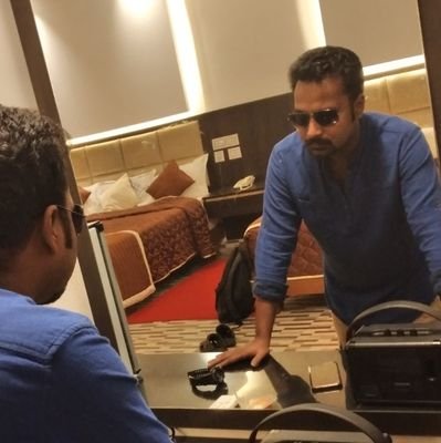 Satishkumar_dk's profile picture. ex - s/w eng... leather costume designer... proud boot maker 👢
