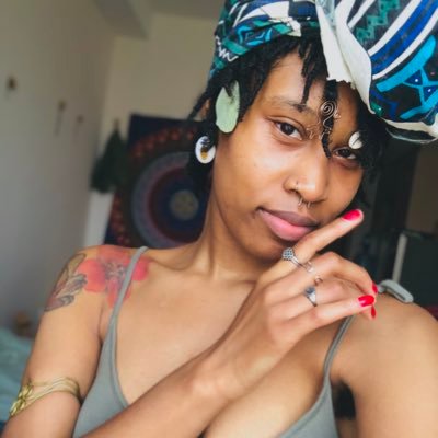 Art Educator |Community Nourisher |. Energy Worker | Sweet Herbal Honey Apothecary Founder