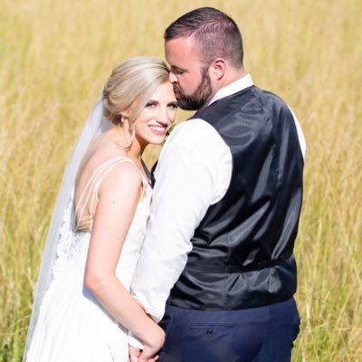 AmyCooz's profile picture. Married 💍 Child Life Specialist 🏥 TX ➡️ OH TCU grad 💜 Southern girl 👸🏼 Sports 🏀🏈⚾️