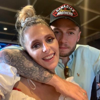 hayley_amos's profile picture. 