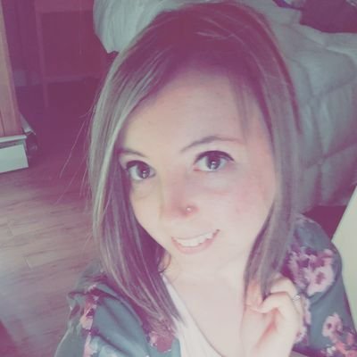 Allbee98T's profile picture. Paisley's momma💞