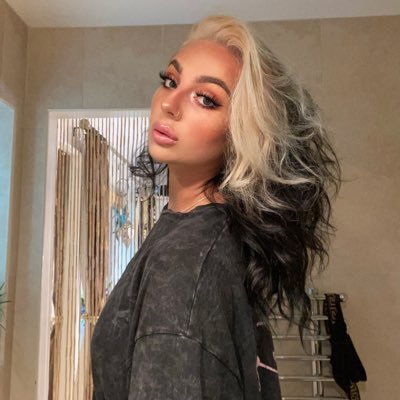 jazzosborn's profile picture. thighs bigger than my will to live