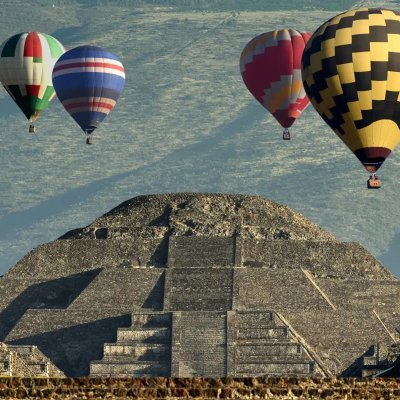Conoceras con nosotros nuestro bello Mexico ,su cultura Prehispanica sus bellas Piramides de Teotihuacan , Xochimilco , Museos, Gastronomia, Mariachis.