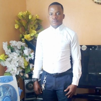 Biologiquement je suis le fils de Modeste nkoy et Charlotte OSAKO