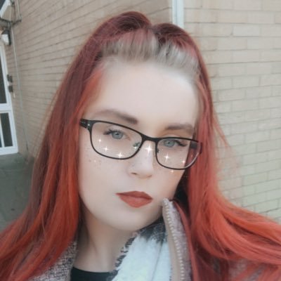 23 years old, Mum of Two beautiful boys and Obsessed with Tolkien, The Lord of the Rings and The Lord of the Rings Online Game