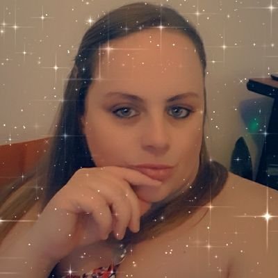 Rmoores92's profile picture. 