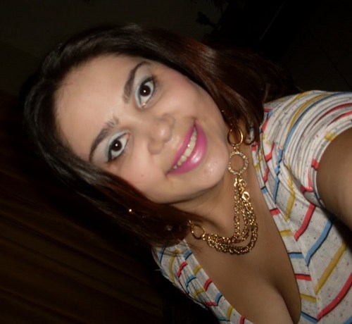 Empresaria,Dona de casa, mãe,esposa, cristã e feliz!!