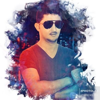 وطني تغزلت الحمامة في رباكا
وأصوات البلابل في سماكا
وشم الياسمين على هواكا
وحب الله تنزل في صفاكا
وفي كل الضروف أنا فداكا