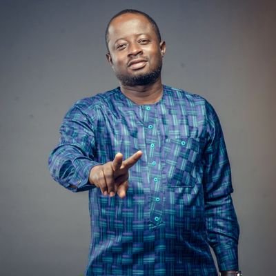 A renowned sales man with EVANS Publisher and public and strategic analyst