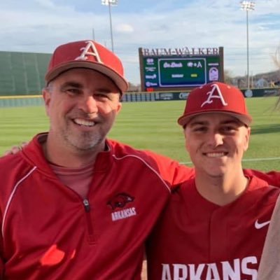 Christian, husband, dad, engineer, conservative, cancer survivor, Razorback fanatic, college football fan, and baseball geek ✝️🐗🏈⚾️