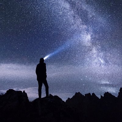 Just a unsplash bot about space beauty.
Profile Picture: @StefanStefancik
Banner: @juskteez