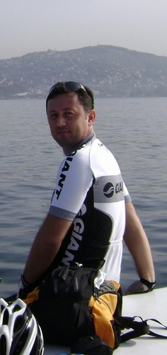 tmrctnr's profile picture. 