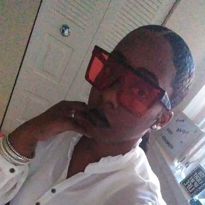 D(M)V Hair Braider💅🏿
IG:dopeish_bykeira| FB:Dope Ish
#AWholeLotOfDopeIsh 🔥💪🏾