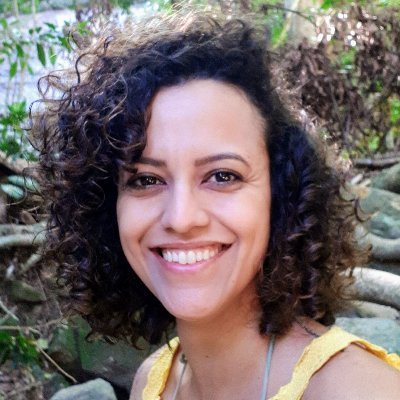 LuanaSo27363151's profile picture. Assistente social. Mãe feminista. Amante da periferia. Sempre à esquerda. Música para embalar os dias. Poesia para ler a vida.  Pathwork pra cuidar da alma.