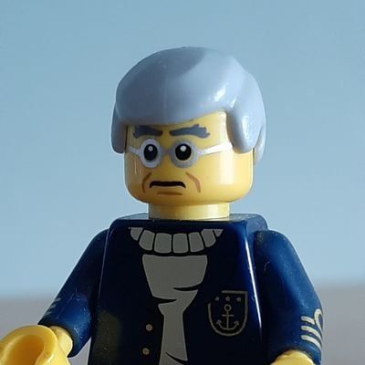 AliandKemp's profile picture. 