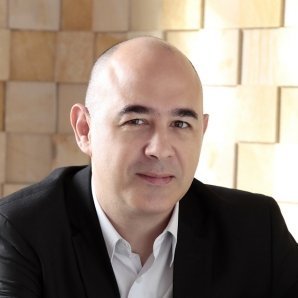 MvianaBr's profile picture. Bibliotecário. Apaixonado em fazer as pessoas se aproximarem do conhecimento das outras pessoas.