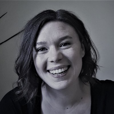 AbraMillar's profile picture. Freelance Digital Marketer - All things SEO, content strategy & Excel. Drinker of tea. Occasional dunker of oreos.