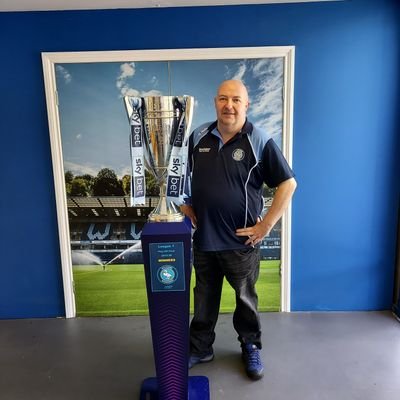 mccloud75's profile picture. im a happy 49 year old who like to live life to the max love my family and friends love watching wycombe wanderers fc home and away .love clubing .hate col u