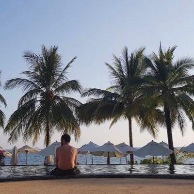 L1084G's profile picture. To see the world, things dangerous to come to, to see behind walls, draw closer, to find each other, and to feel. That is the purpose of life. cit.