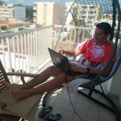 carlosglezvila's profile picture. High Performance Computing, DevOps & Track & Field