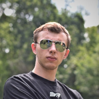 College Valorant Player | Editor | Computer Science Student