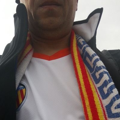 Esta cuenta solo para el Valencia CF, el Valencia es mi pasión. Amunt Valencia!!!!.
Censad acciones en https://t.co/NiyWKTiGUv