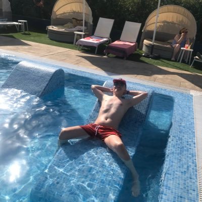 WeeDuggzie's profile picture. 